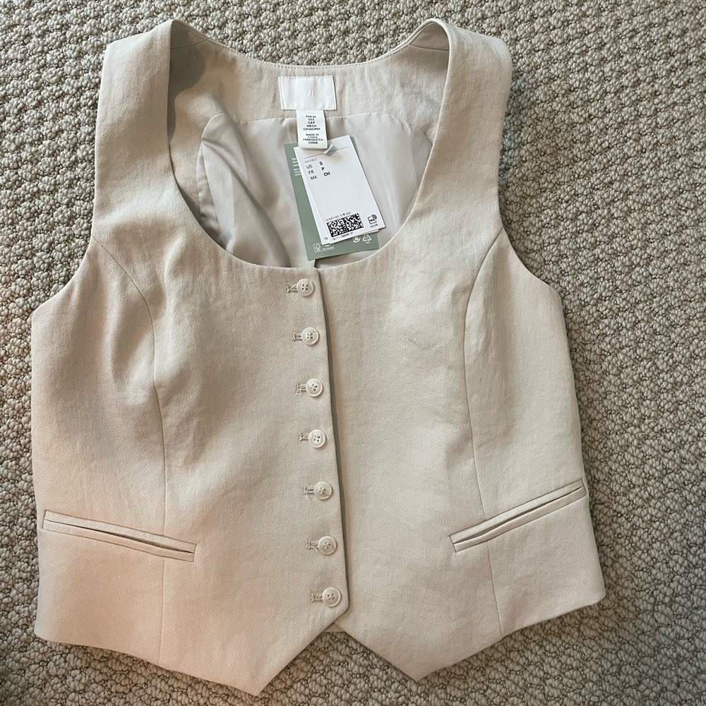 H&M button down vest